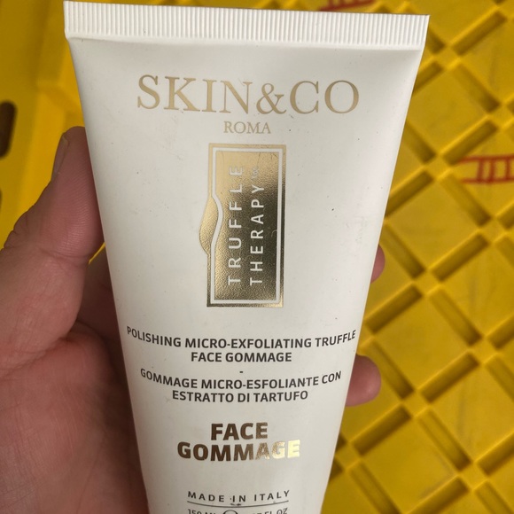 SKIN & CO ROMA Truffle Therapy Face Gommage 5.07oz / 50 ml - Picture 4 of 6